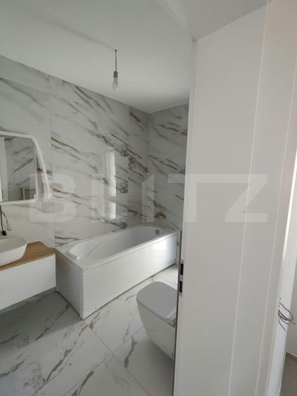 Casă individuală cu 4 camere cu Canalizare în Valea Lupului