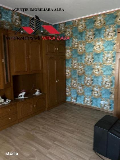 Casă cu 4 camere cu Teren 922 Mp în Teiu