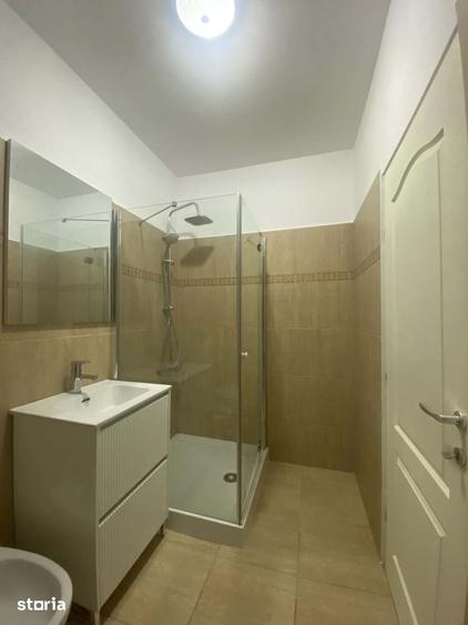 Apartament cu 2 camere nedecomandat în Semicentral
