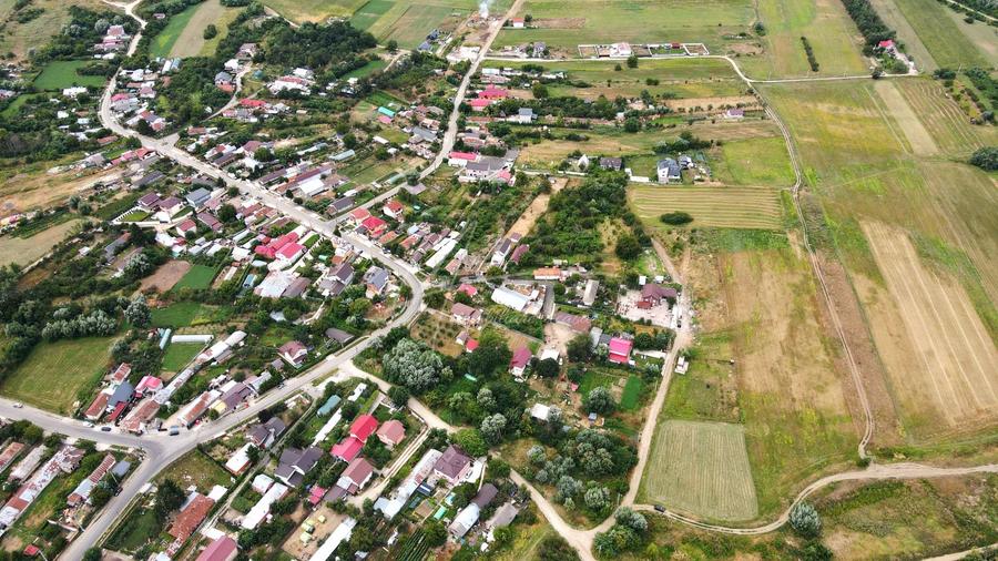 Teren Construcții intravilan de 2688 mp, în Țegheș