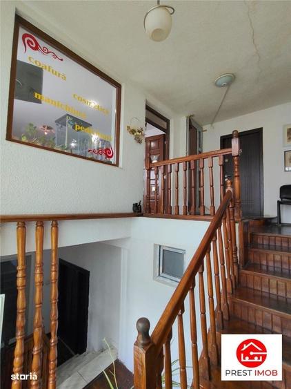 Apartament cu 4 camere în Central