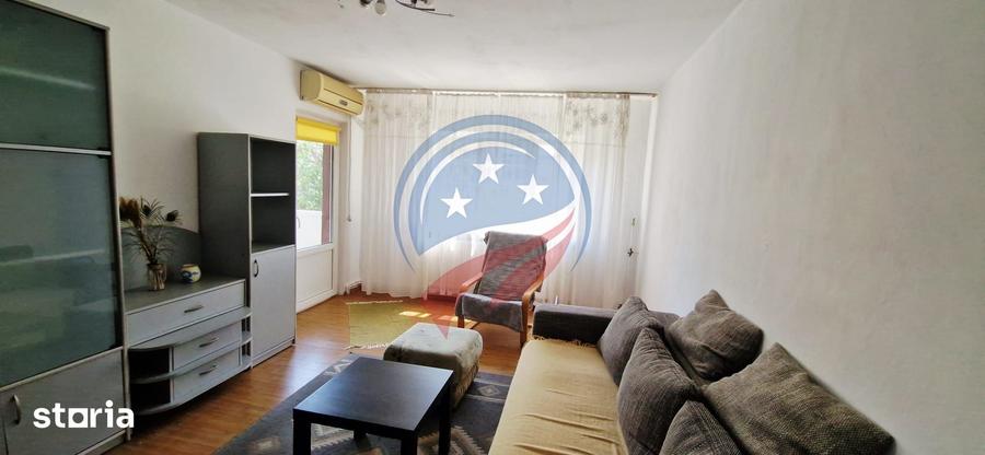 Apartament cu 3 camere decomandat în Lăpuș