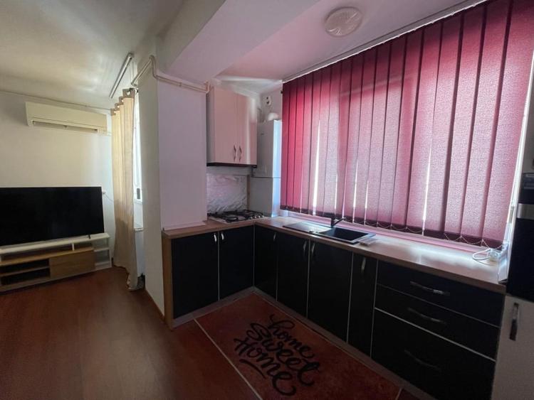 Apartament cu 2 camere decomandat, mobilat în 1 Mai