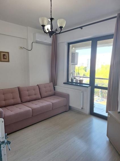 Garsonieră decomandată în Runcu