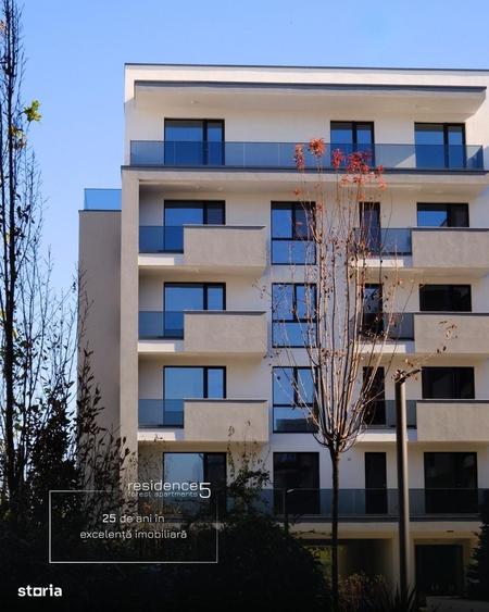 Apartament cu 4 camere în Băneasa
