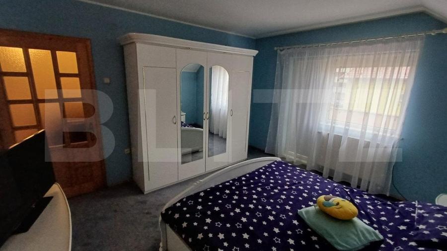 Casă individuală cu 5 camere cu Garaj în Centura