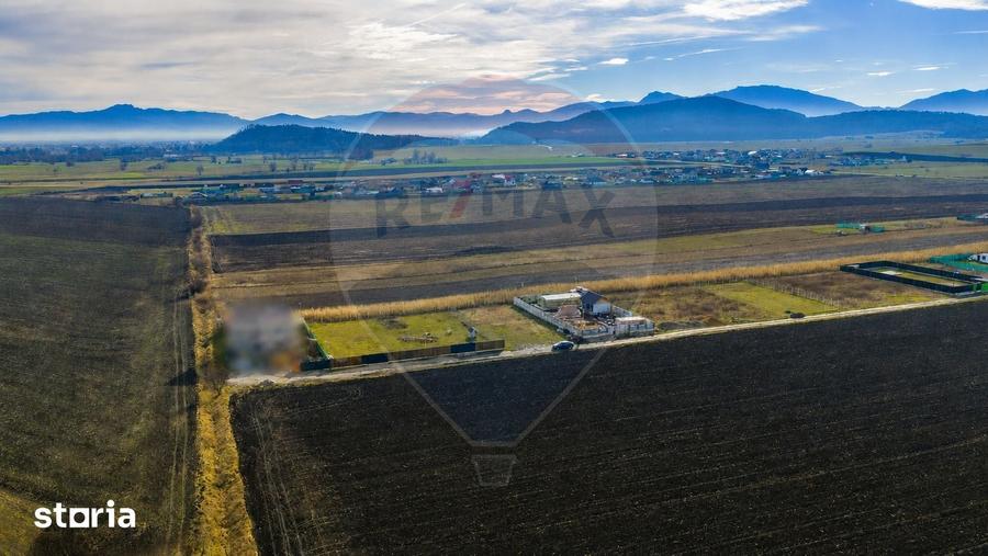 Teren de 1020 mp, în Central