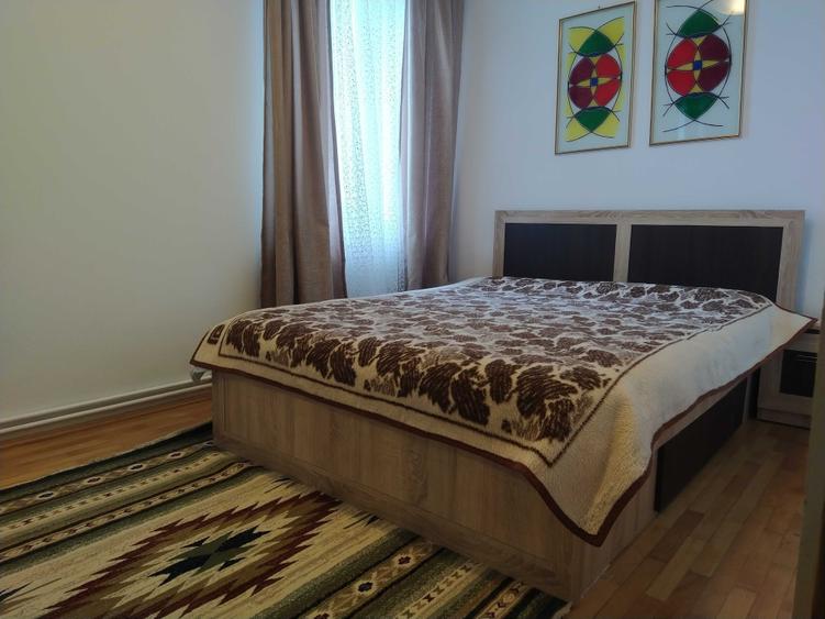 Apartament cu 3 camere decomandat în Griviței