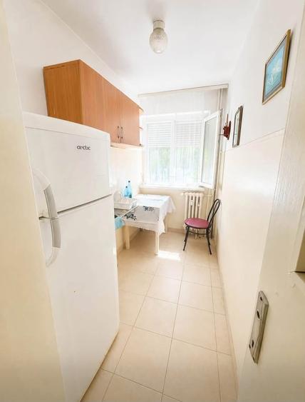 Apartament cu 2 camere semidecomandat în Km 4-5
