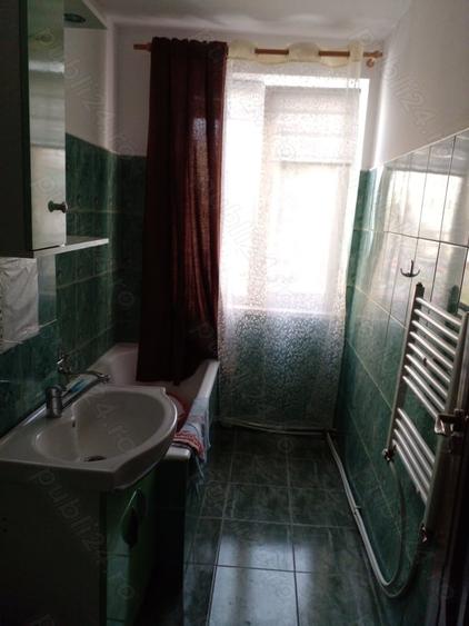 Apartament cu 3 camere în Dărmănești