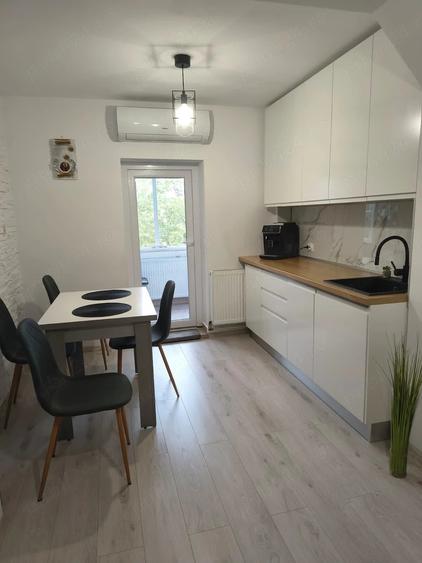 Apartament cu 2 camere decomandat în Rogerius