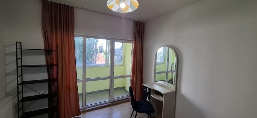 Apartament cu 2 camere decomandat în Energia