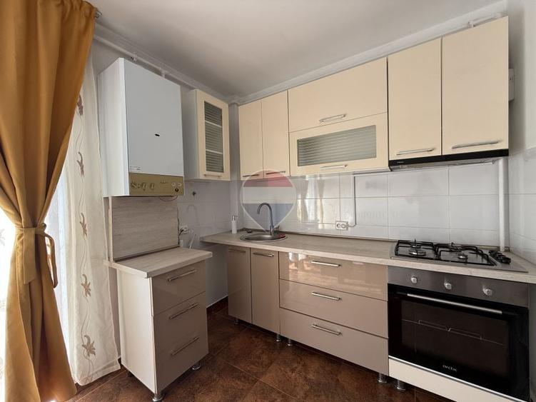 Apartament cu 2 camere semidecomandat, mobilat în Apahida