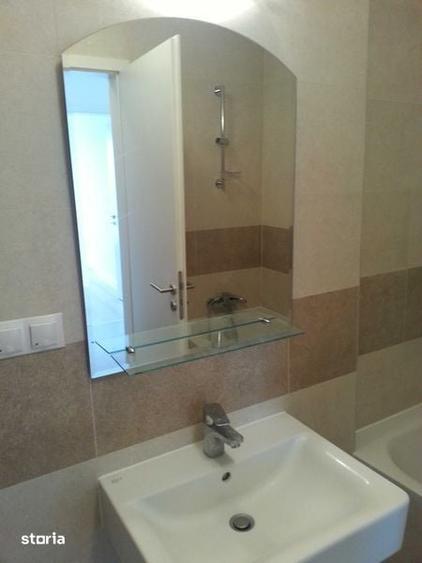 Apartament cu 2 camere în Tractorul