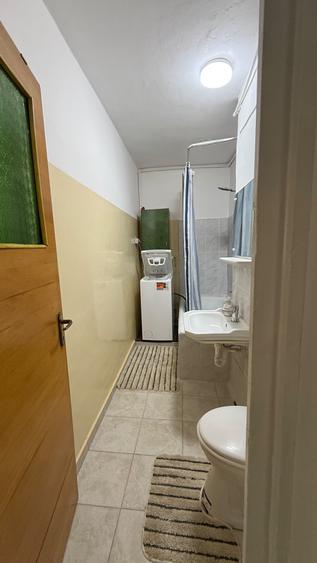 Garsonieră decomandată, mobilată în Tei