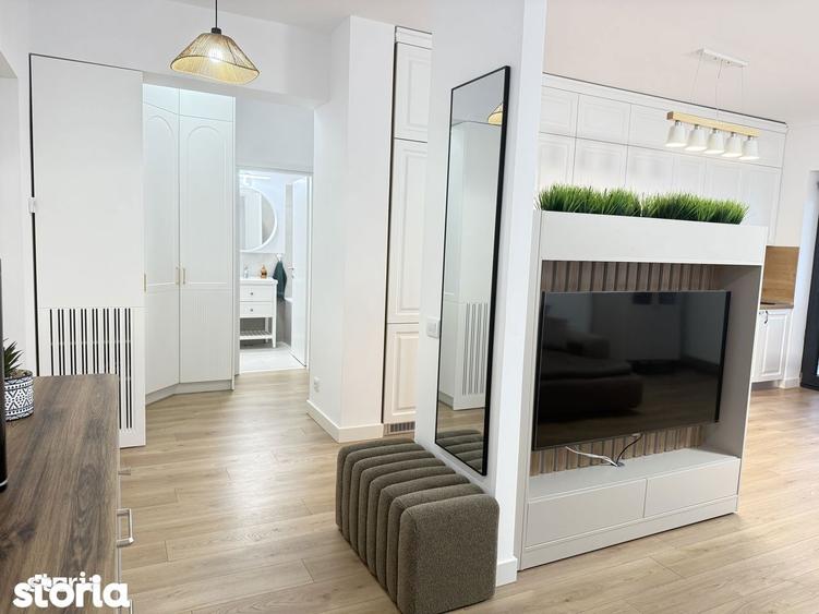 Apartament cu 2 camere, mobilat în Baza 3