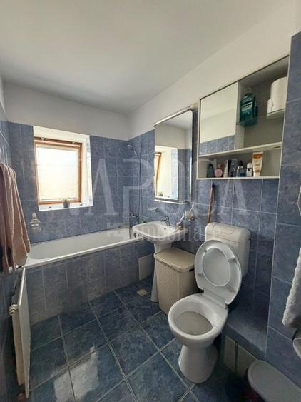 Apartament cu 3 camere semidecomandat în Gheorgheni