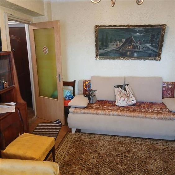 Apartament cu 3 camere decomandat în Ultracentral
