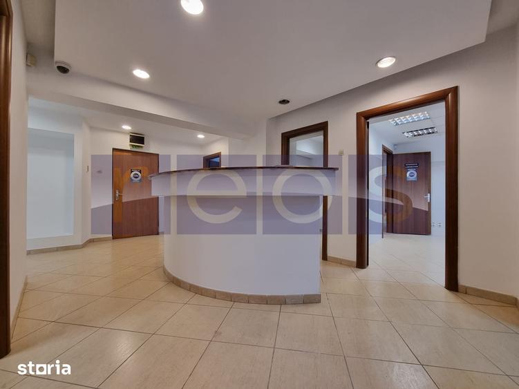 Spațiu comercial, de 590 mp, în Centrul Civic