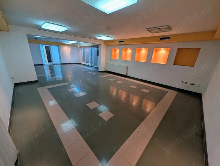 Spațiu comercial, de 70 mp, în Central