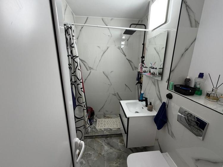 Apartament cu 2 camere în Cetate