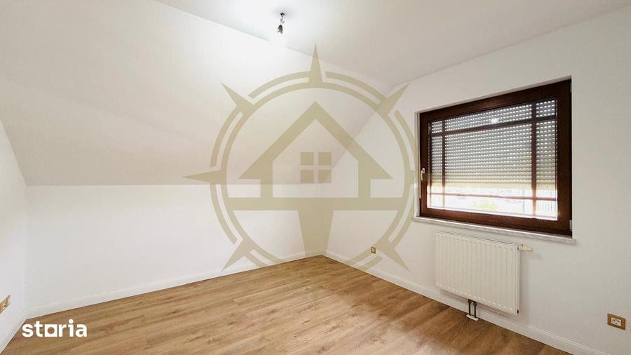 Casă cu 5 camere cu Teren 430 Mp în Corbeanca