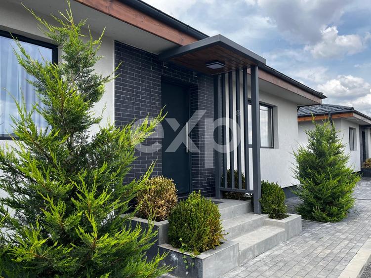 Casă individuală cu 3 camere cu Teren 360 Mp în Crevedia