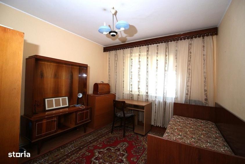 Apartament cu 3 camere decomandat în Alecu Russo