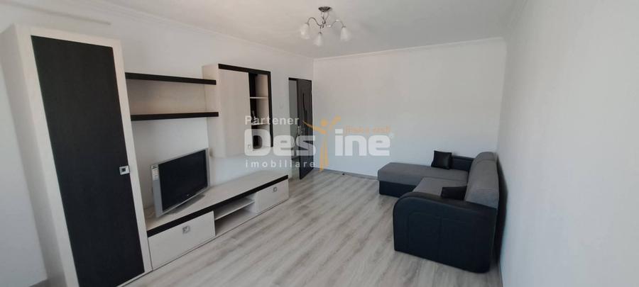 Apartament cu 2 camere decomandat, mobilat în Podul de Fier