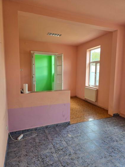 Casă cu 2 camere cu Teren 679 Mp în Favorit