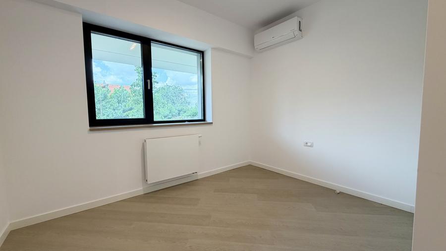Apartament cu 3 camere decomandat în Pipera