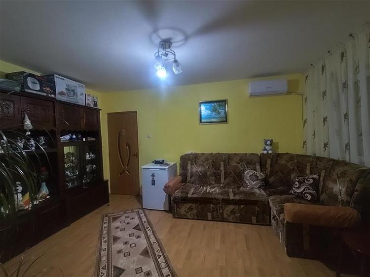 Apartament cu 2 camere nedecomandat în Baraolt