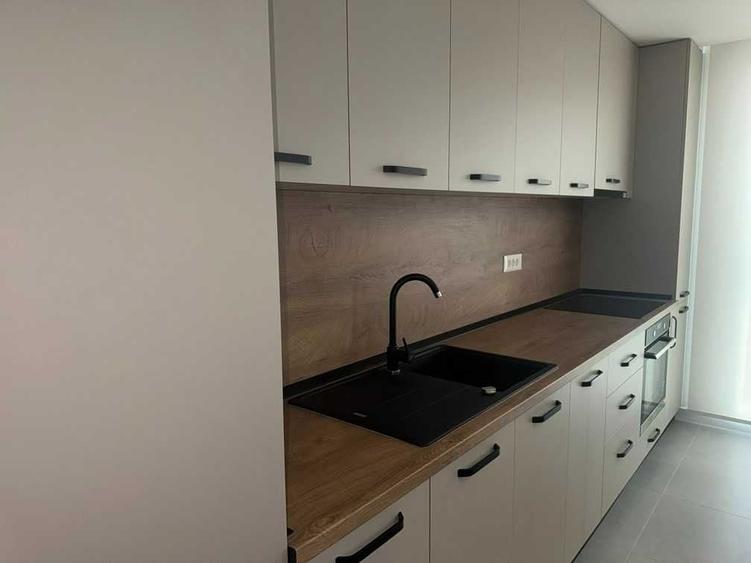 Apartament cu 2 camere decomandat în Aviației