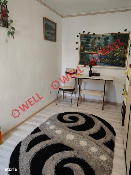 Apartament cu 3 camere semidecomandat în Central