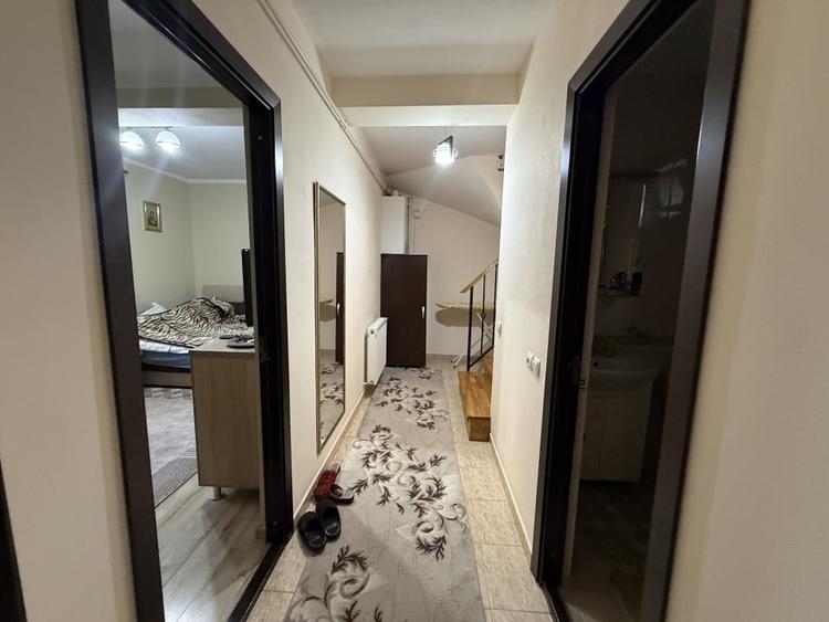 Casă individuală cu 4 camere cu Canalizare în Cetate