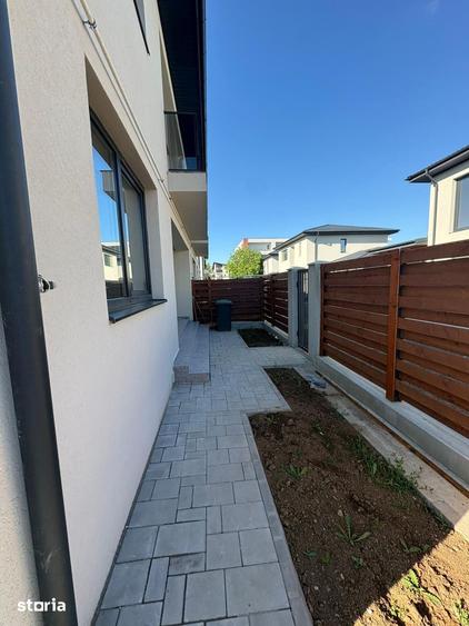 Casă cu 3 camere cu Teren 220 Mp în Central