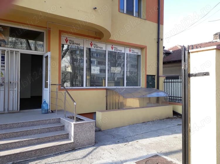 Spațiu comercial, de 60 mp, în Abator