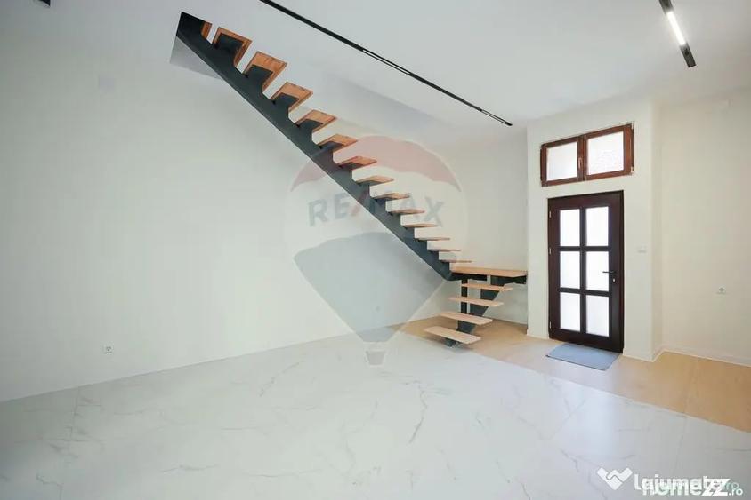 Apartament cu 4 camere decomandat în Ultracentral