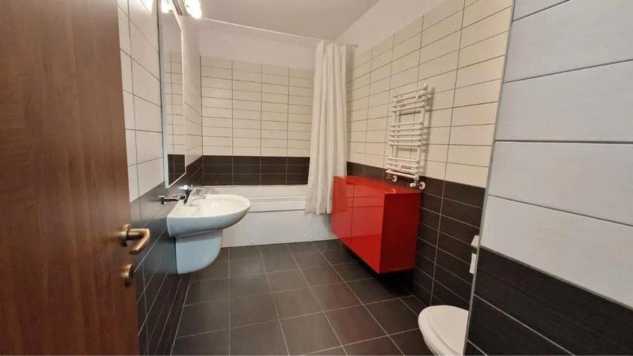 Apartament cu 2 camere în Parcul Carol