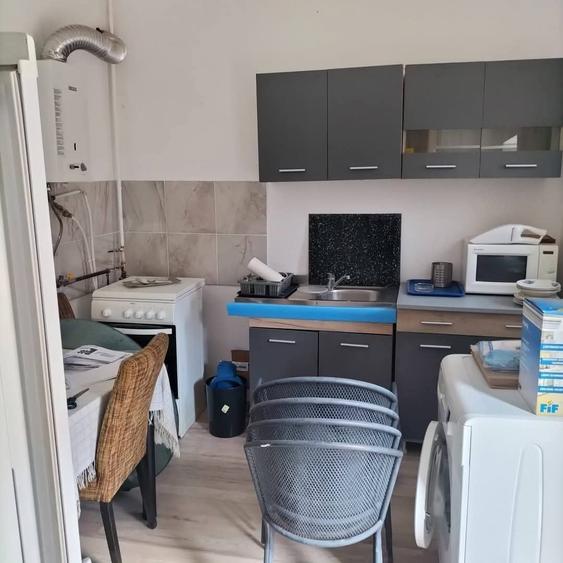 Apartament cu 2 camere nedecomandat în Bârzești