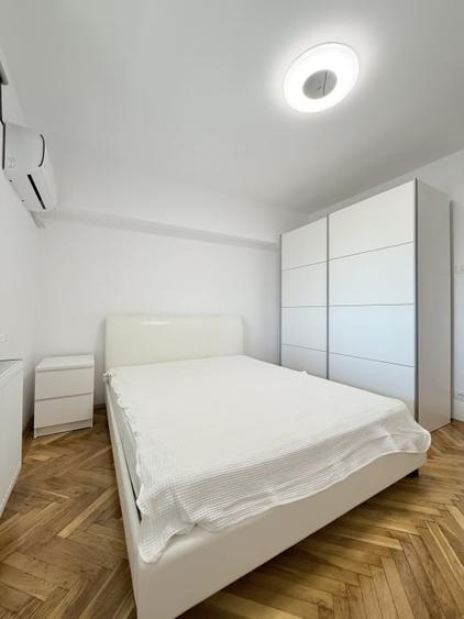 Apartament cu 4 camere decomandat, mobilat în Tomis II