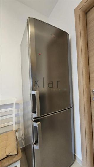 Apartament cu 2 camere semidecomandat, mobilat în Bună Ziua