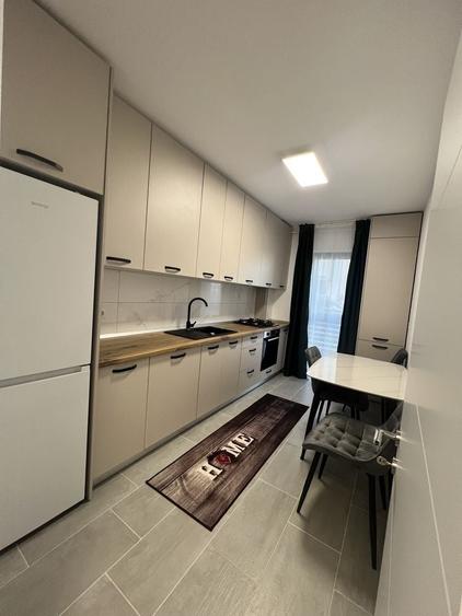 Apartament cu 2 camere decomandat în Cristian