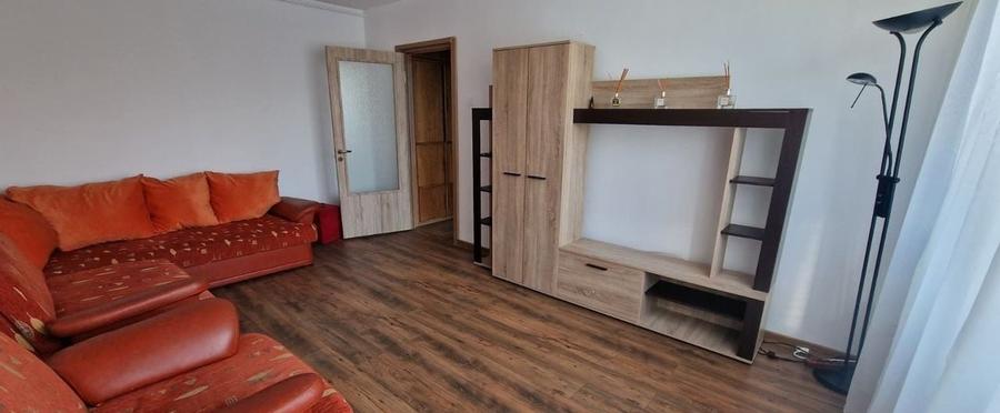 Apartament cu 2 camere decomandat în Drumul Taberei