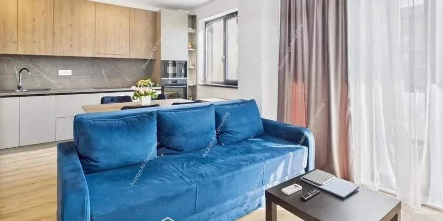 Apartament cu 2 camere semidecomandat în Aradului