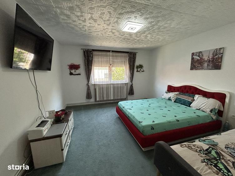 Vand casa din caramida, st.494 mp, sc.131 mp, cu 4 cam.2 bai, moderna - 8