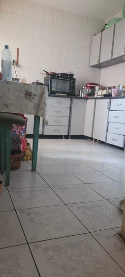 Apartament cu 4 camere decomandat în Chișinau