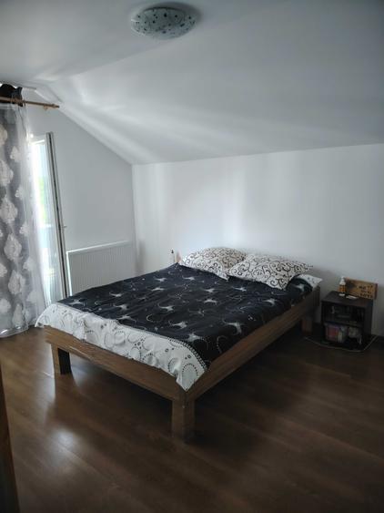 Apartament cu 3 camere decomandat în Exterior Vest