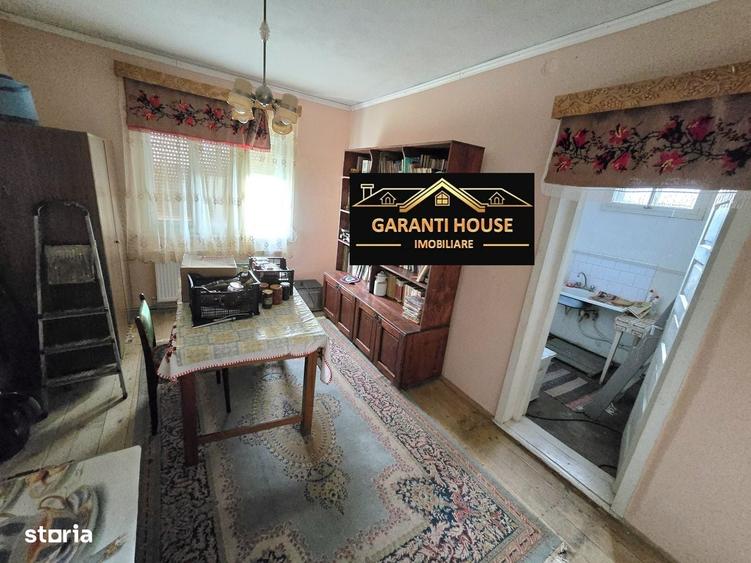 Casă cu 3 camere în Finteușu Mare