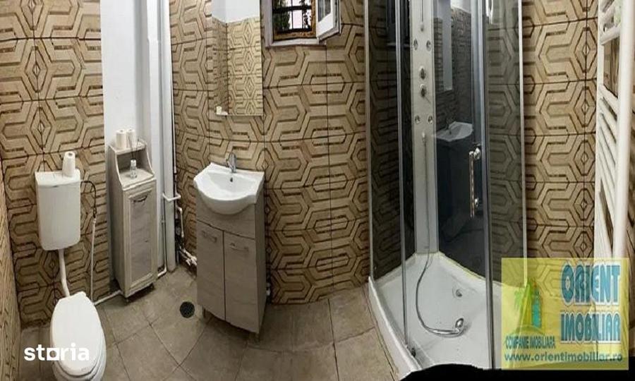 Casă cu 6 camere cu Teren 250 Mp în Cumpăna